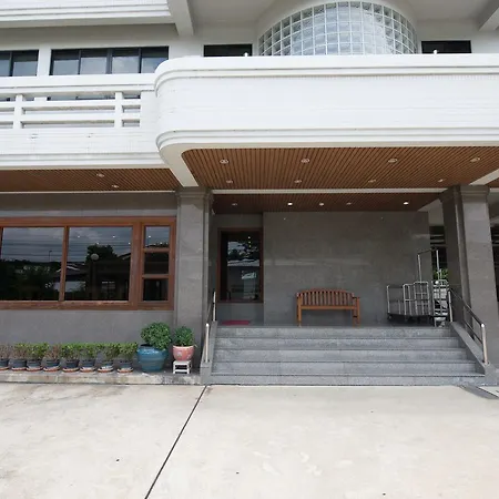 Baan Pratoom