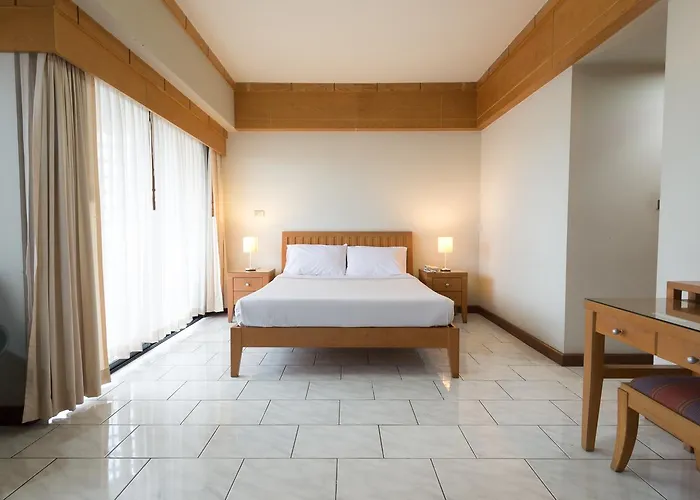 Baan Pratoom Aparthotel