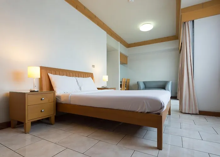 Baan Pratoom Aparthotel 4*