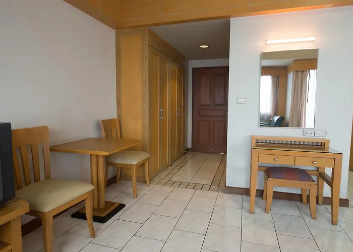 Baan Pratoom Aparthotel Bangkok